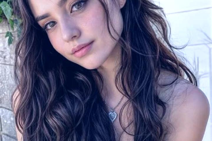 Stella, 23, a auburn amber-eyed middle eastern companion based in San Jose Corrales. Offering Overnight, 69, Tantra, Striptease. Available for incall and out...