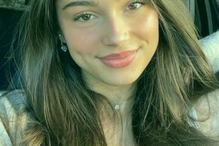 Stella, 23, a brunette hazel-eyed middle eastern companion based in Nazzano. Offering GFE, A-Level, Travel Companion. Available for incall and outcall, overn...