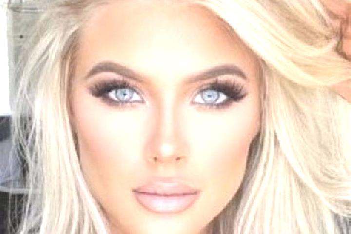 Stella, 23, a platinum blonde blue-eyed caribbean companion based in Narraweena. Offering 69, Erotic Massage, Overnight. Available for incall and outcall, da...