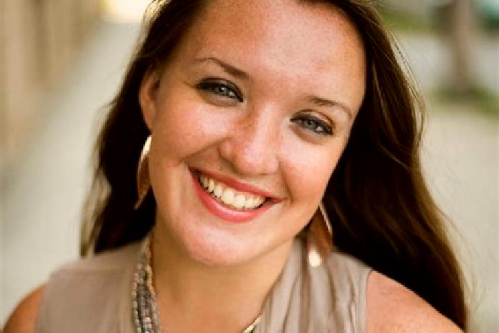 Stella, 23 — Escort in Kingsford Heights, United States