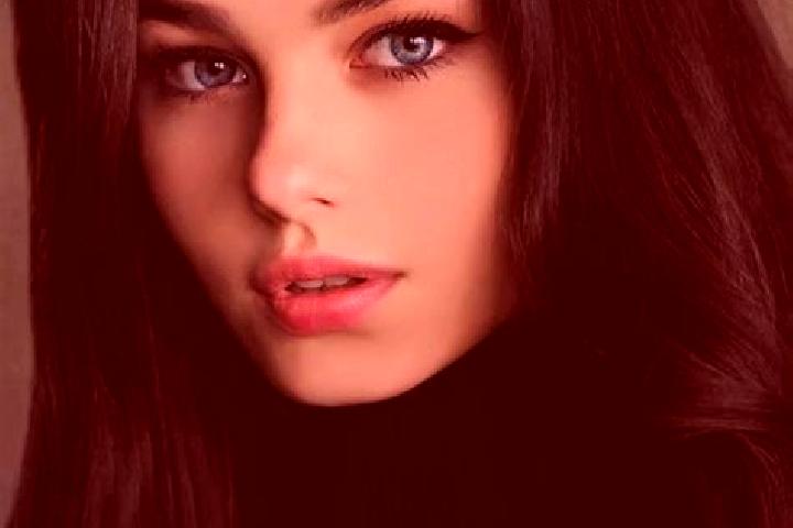 Stella, 25, a brunette dark-eyed caucasian companion based in Kozloduy. Offering Deep French Kissing, Party Girl, Girlfriend Experience, Travel Companion. Av...
