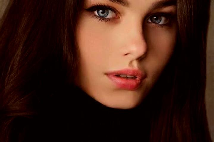 Stella, 25, a brunette grey-eyed slavic companion based in Oxeloco. Offering Travel Companion, OWO, Overnight, Striptease. Available for incall and outcall, ...