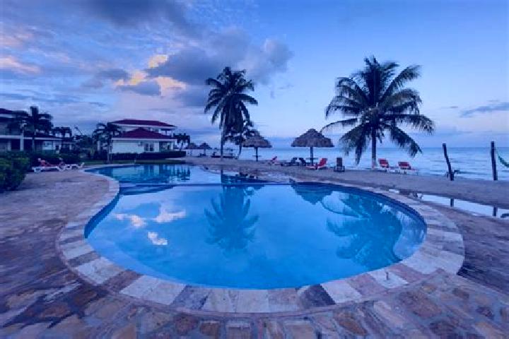 Stella, 25 — Escort in Hopkins, Belize