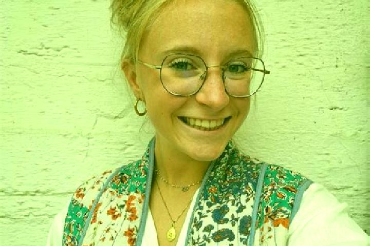 Stella, 25 — Escort in Mourcourt, Belgium