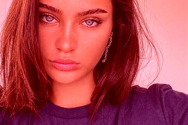 Stella, 26, a brunette dark-eyed caribbean companion based in Bel Bel. Offering Party Girl, A-Level, Tantra. Available for incall and outcall, overnight book...