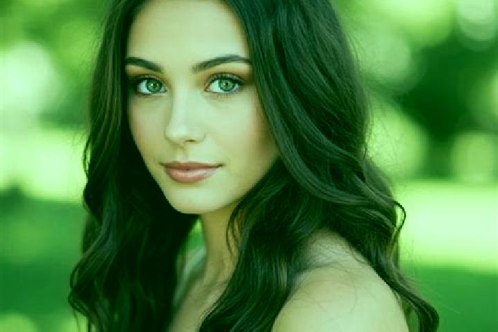 Stella, 26, a brunette hazel-eyed caucasian companion based in Chateau-Richer. Offering A-Level, Girlfriend Experience, Dinner Date, Tantra. Available for in...