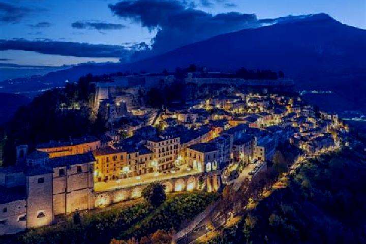 Stella, 26 — Escort in Alanno, Italy