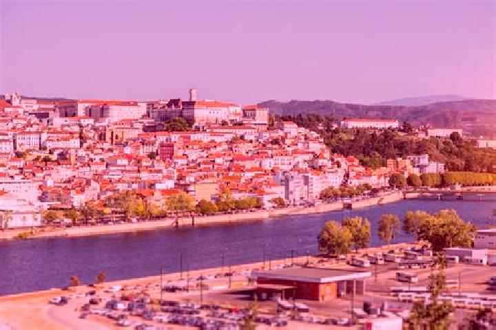 Stella, 27 — Escort in Lever, Portugal