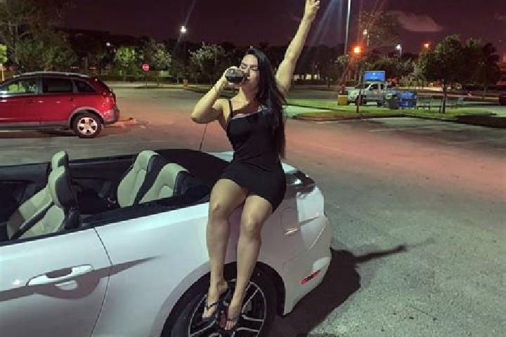 Stella, 27 — Escort in Santa Ana Zicatecoyan, Mexico
