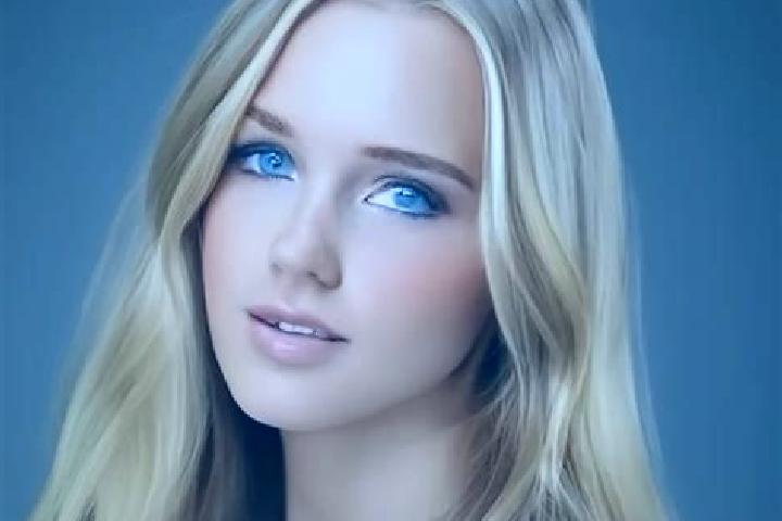 Stella, 28, a blonde amber-eyed european companion based in Ninoy. Offering GFE, Dinner Date, CIM, A-Level. Available for incall and outcall, day and evening...