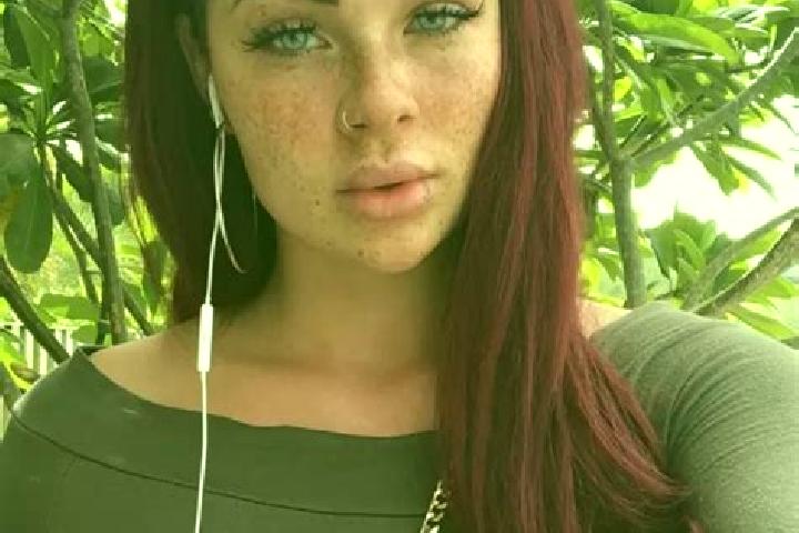 Stella, 28, a brunette green-eyed mediterranean companion based in Los Angeles de San Rafael. Offering 69, Travel Companion, GFE, Deep French Kissing, A-Leve...