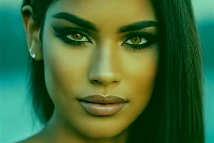 Stella, 28, a chestnut dark-eyed latina companion based in Pretzier. Offering Girlfriend Experience, Party Girl, Couples. Available for incall and outcall, d...