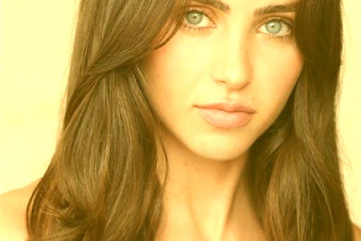 Stella, 28, a red dark-eyed latina companion based in Kopoky. Offering Roleplay, Domination. Available for incall and outcall, day and evening dates.