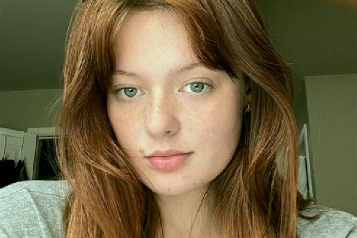 Stella, 28, a red grey-eyed mixed companion based in Puebla de San Medel. Offering Travel Companion, Erotic Massage, Massage. Available for incall and outcal...