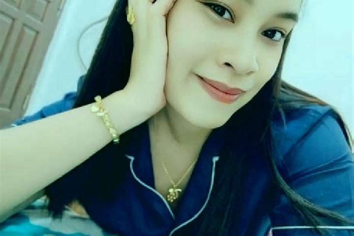 Stella, 28 — Escort in Babat, Indonesia