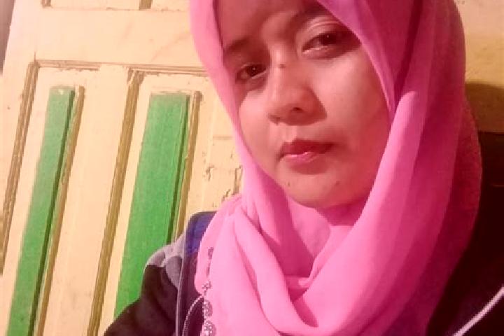 Stella, 28 — Escort in Batangtoru, Indonesia