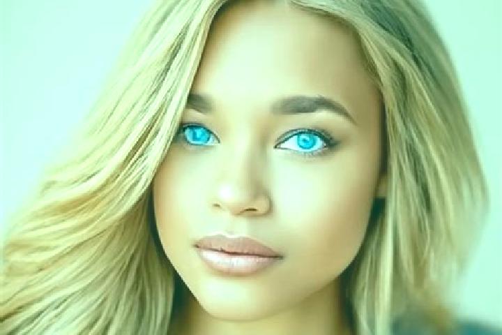 Stella, 29, a blonde blue-eyed latina companion based in New Limerick. Offering Girlfriend Experience, Duos, Roleplay. Available for incall and outcall, day ...