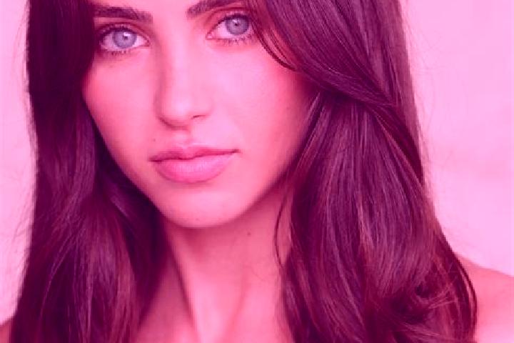Stella, 29, a blonde brown-eyed latina companion based in Tacana. Offering Overnight, Tantra, Prostate Massage. Available for incall and outcall, day and eve...