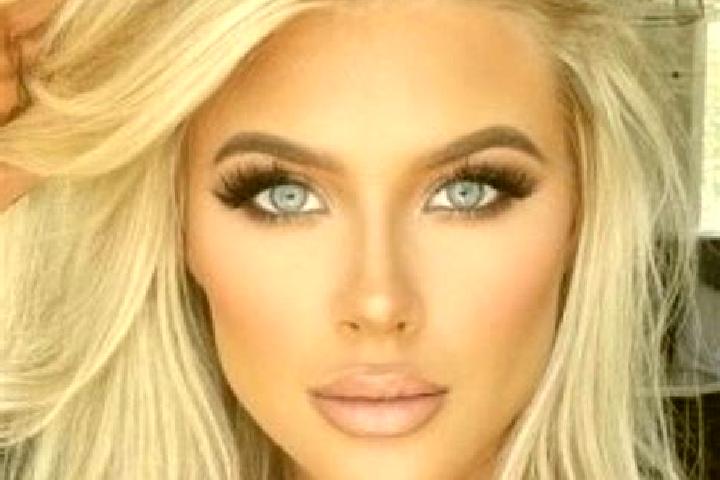 Stella, 29, a platinum blonde grey-eyed caribbean companion based in Sevegliano. Offering Dinner Date, Couples, Erotic Massage. Available for incall and outc...