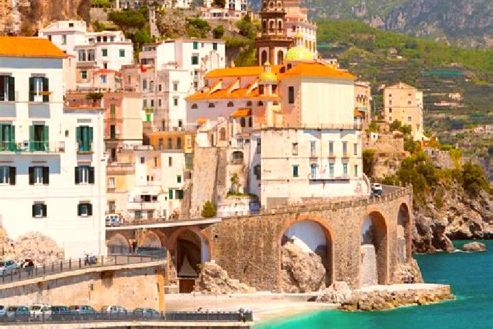 Stella, 29 — Escort in Borgiallo, Italy