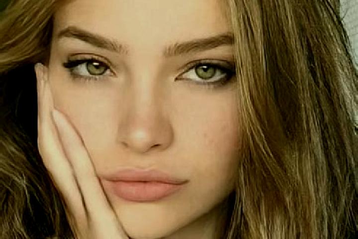 Stella, 30, a blonde brown-eyed caucasian companion based in Cibolang. Offering Dinner Date, Erotic Massage, Party Girl, GFE. Available for incall and outcal...