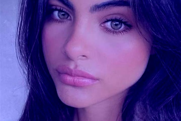 Stella, 31, a red dark-eyed indian companion based in Piedras. Offering Massage, Girlfriend Experience, Overnight. Available for incall and outcall, overnigh...
