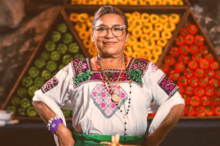 Stella, 32 — Escort in Dzibalchen, Mexico