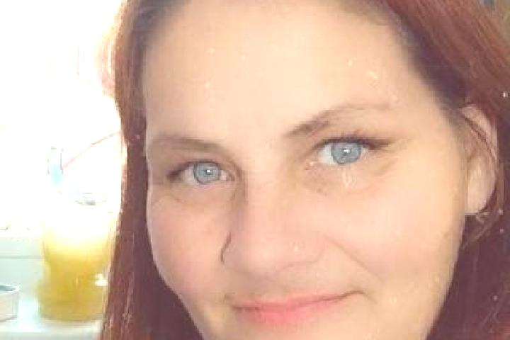 Stella, 33, a red grey-eyed european companion based in Tecuantepec. Offering CIM, 69, Dinner Date, Girlfriend Experience. Available for incall and outcall, ...