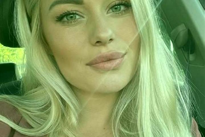 Stella, 34, a blonde hazel-eyed indian companion based in Qo shko pir. Offering BDSM, OWO, A-Level, Dinner Date, Travel Companion. Available for incall and o...