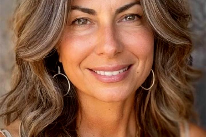 Stella, 34, a brunette grey-eyed latina companion based in Hipadpad. Offering Striptease, Domination, Travel Companion. Available for incall and outcall, day...