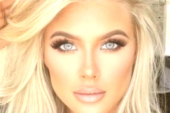 Stella, 34, a platinum blonde green-eyed caribbean companion based in Carlton le Moorland. Offering Erotic Massage, Deep French Kissing, OWO. Available for i...