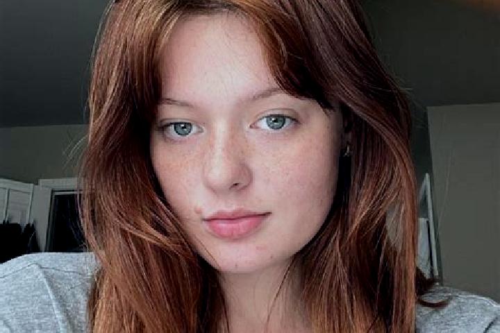 Stella, 35, a auburn blue-eyed caribbean companion based in Poli. Offering BDSM, Prostate Massage, Girlfriend Experience, Deep French Kissing. Available for ...