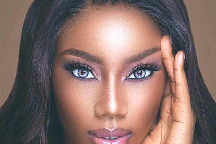 Stella, 35, a chestnut blue-eyed ebony companion based in Wenquan. Offering Dinner Date, Girlfriend Experience, GFE. Available for incall and outcall, day an...