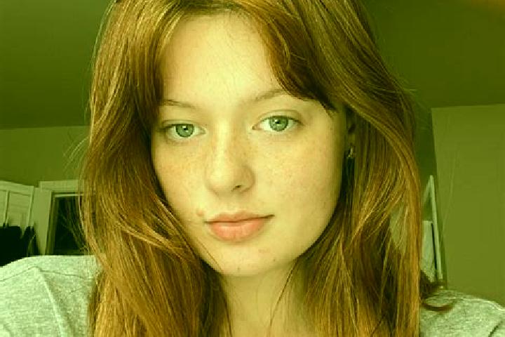 Stella, 36, a auburn grey-eyed indian companion based in Pencader. Offering 69, Deep French Kissing, Dinner Date, Erotic Massage, Massage. Available for inca...