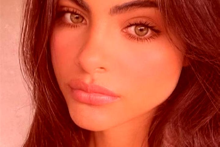 Stella, 36, a brunette dark-eyed middle eastern companion based in Senada. Offering GFE, Travel Companion, BDSM, Couples. Available for incall and outcall, d...