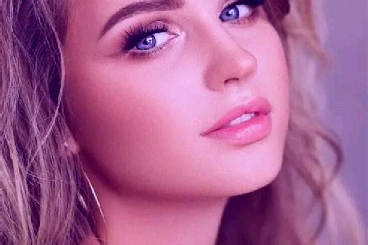 Stella, 36, a dark blonde blue-eyed slavic companion based in Rewa. Offering OWO, BDSM, CIM, Girlfriend Experience. Available for incall and outcall, day and...