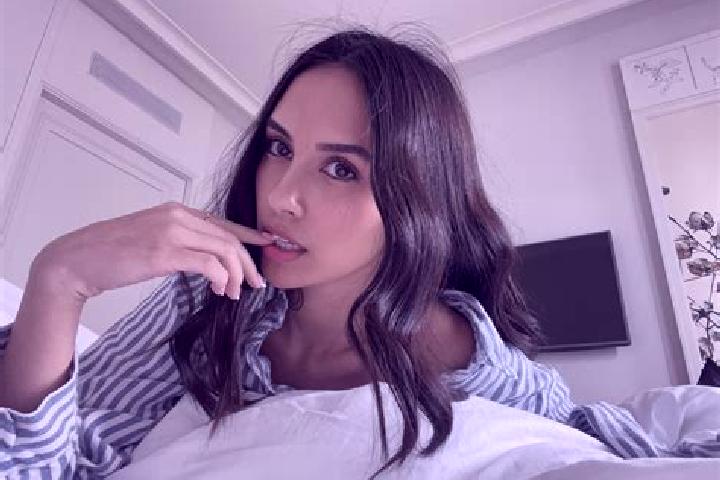 Stella, 37, a chestnut hazel-eyed indian companion based in Banco Nacional. Offering CIM, 69, Travel Companion, Girlfriend Experience, Erotic Massage. Availa...