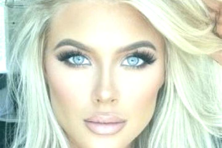 Stella, 37, a platinum blonde amber-eyed ebony companion based in Lakewood Urban Centre. Offering Duos, Couples, Tantra. Available for incall and outcall, ov...