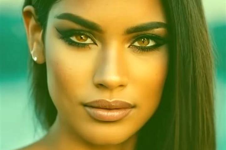 Stella, 38, a black amber-eyed latina companion based in Kyaukse. Offering Dinner Date, Striptease, Party Girl, Girlfriend Experience. Available for incall a...