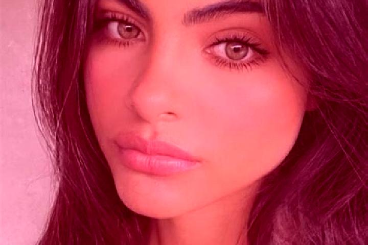 Stella, 38, a brunette dark-eyed middle eastern companion based in Astapa. Offering GFE, Girlfriend Experience, Prostate Massage. Available for incall and ou...