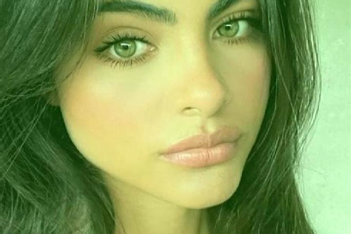 Stella, 38, a brunette dark-eyed middle eastern companion based in Frinco. Offering Tantra, Couples, Overnight, BDSM. Available for incall and outcall, day a...