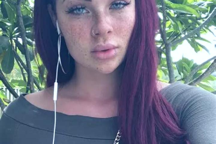 Stella, 39, a auburn green-eyed mediterranean companion based in Lauf an der Pegnitz. Offering Dinner Date, Tantra. Available for incall and outcall, overnig...