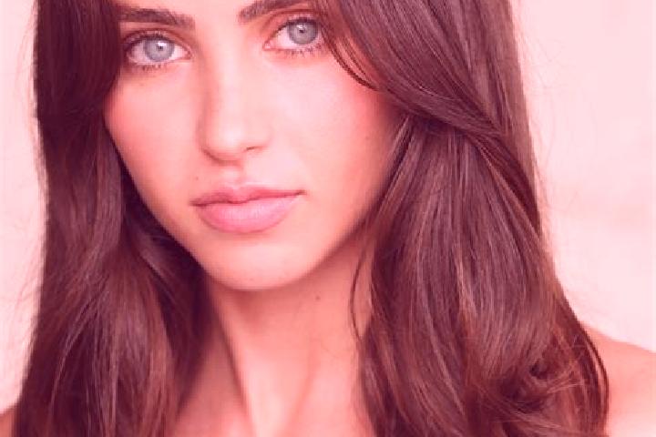 Stella, 39, a brunette brown-eyed caribbean companion based in Sao Vendelino. Offering Massage, Duos, Fetish, 69. Available for incall and outcall, overnight...
