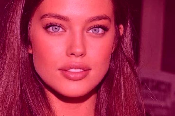 Stella, 39, a dark blonde green-eyed european companion based in Arbo. Offering A-Level, Deep French Kissing, Overnight, Couples. Available for incall and ou...