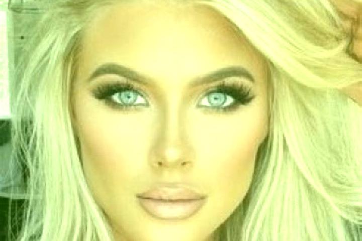 Stella, 39, a platinum blonde hazel-eyed mixed companion based in Krajan Dermawuharjo. Offering Duos, Domination, Tantra, A-Level. Available for incall and o...