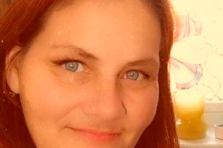 Stella, 39, a red grey-eyed slavic companion based in Changma. Offering Fetish, 69. Available for incall and outcall, day and evening dates.