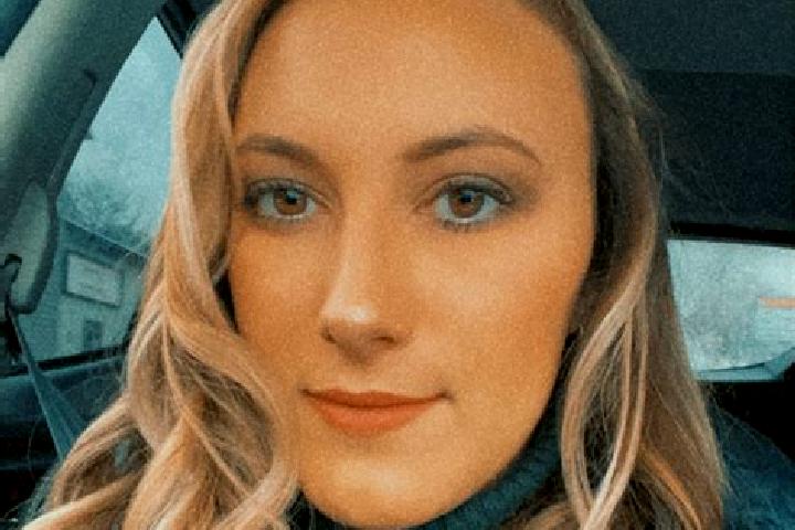 Stella, 39 — Escort in West Kittanning, United States