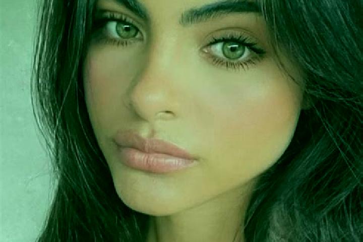 Victoria, 20, a brunette green-eyed latina companion based in Fruit Heights. Offering BDSM, Roleplay, Couples. Available for incall and outcall, day and even...