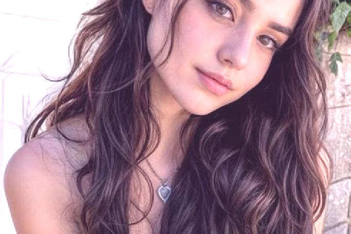 Victoria, 20, a brunette hazel-eyed caribbean companion based in Barrio la Soledad. Offering Roleplay, Girlfriend Experience, Party Girl, Dinner Date. Availa...