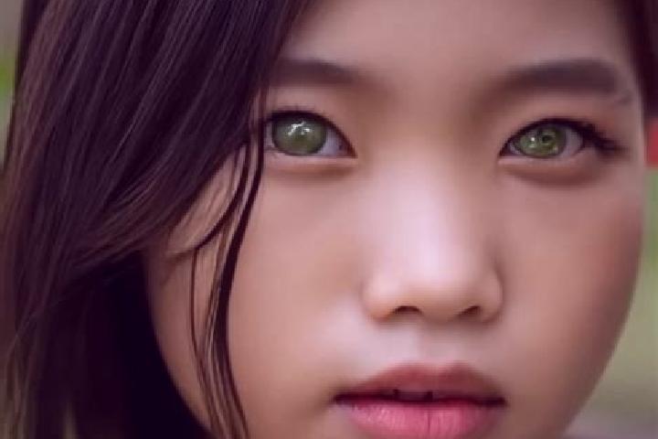 Victoria, 20, a chestnut green-eyed asian companion based in Kambar. Offering A-Level, Deep French Kissing, Duos. Available for incall and outcall, overnight...